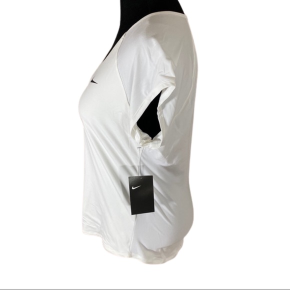 NikeCourt Women’s Dri-Fit Shirt (XL) - Picture 3 of 3